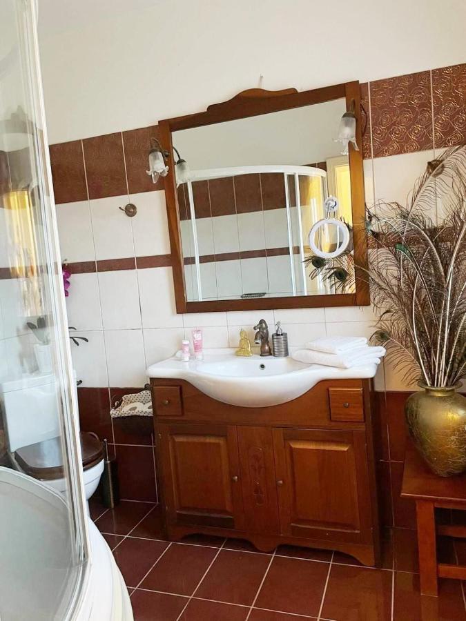 Villa Anasandra - 3 Bedroom Villa Kompitsion Ngoại thất bức ảnh